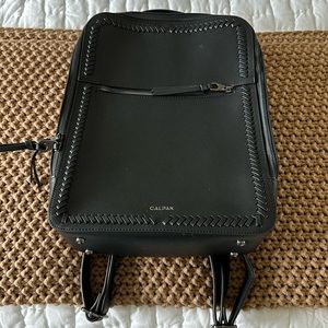 Calpack back pack, EUC